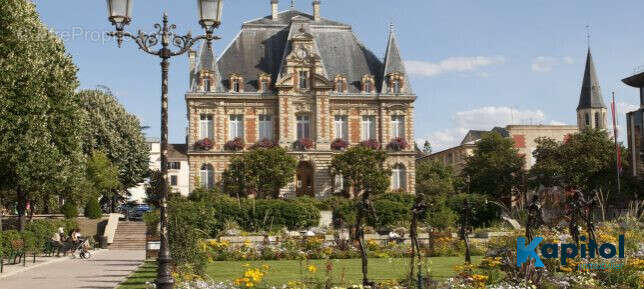 Autre à RUEIL-MALMAISON