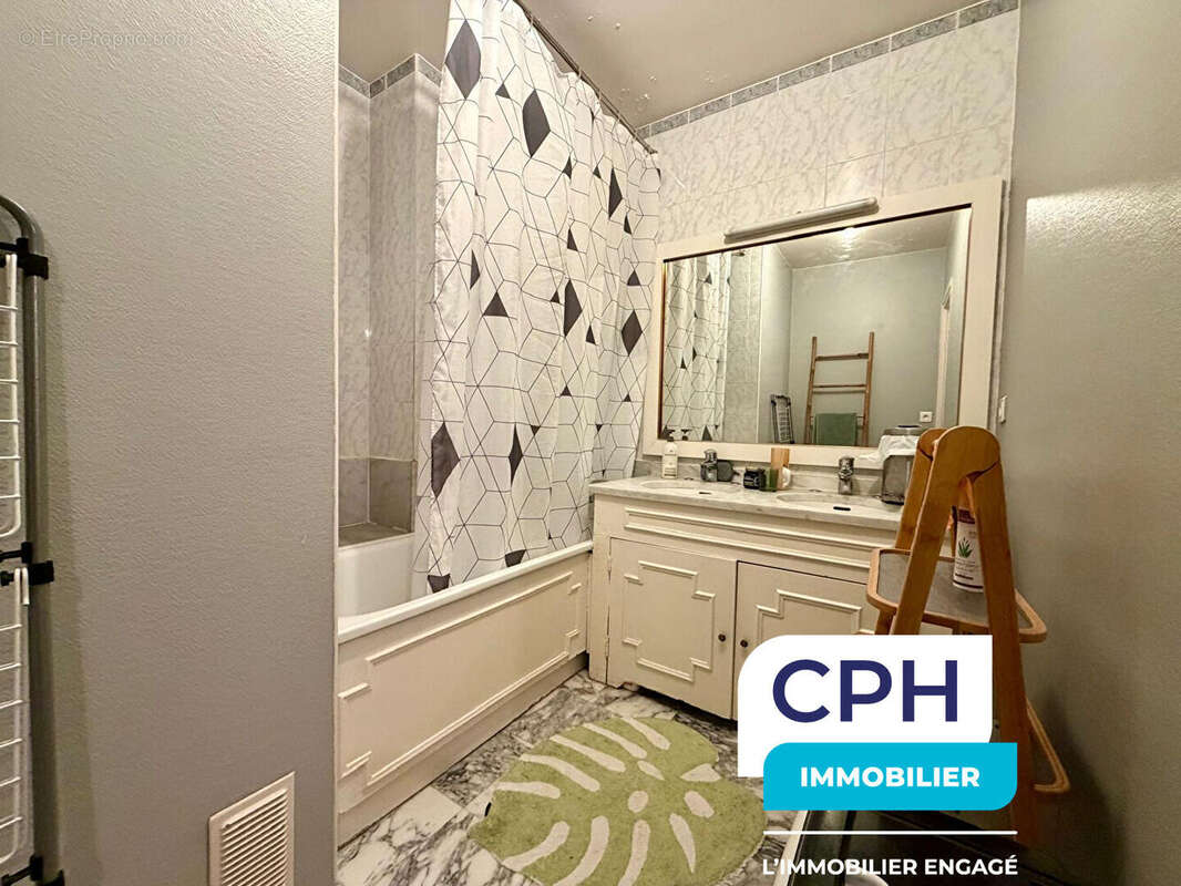 Appartement 5 pièces à vendre au dernier étage avec vue sur square - LE CHESNAY ROCQUENCOURT - photo 11