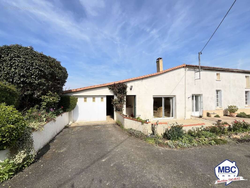 Maison à LA RENAUDIERE