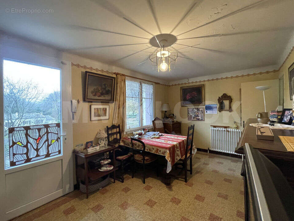 Maison à LE POET-LAVAL