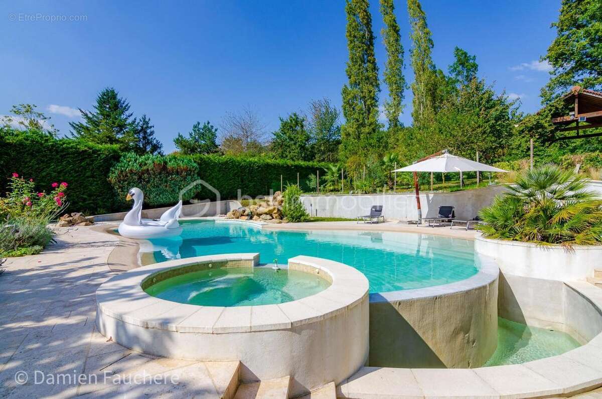 Maison à MILLY-LA-FORET