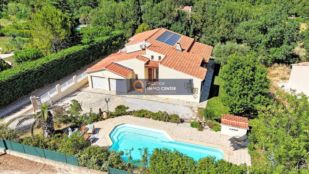 Maison à SOLLIES-PONT