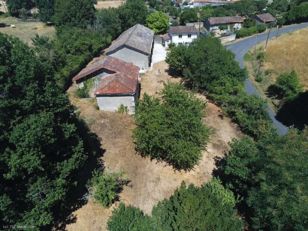 Maison à CIVRAY