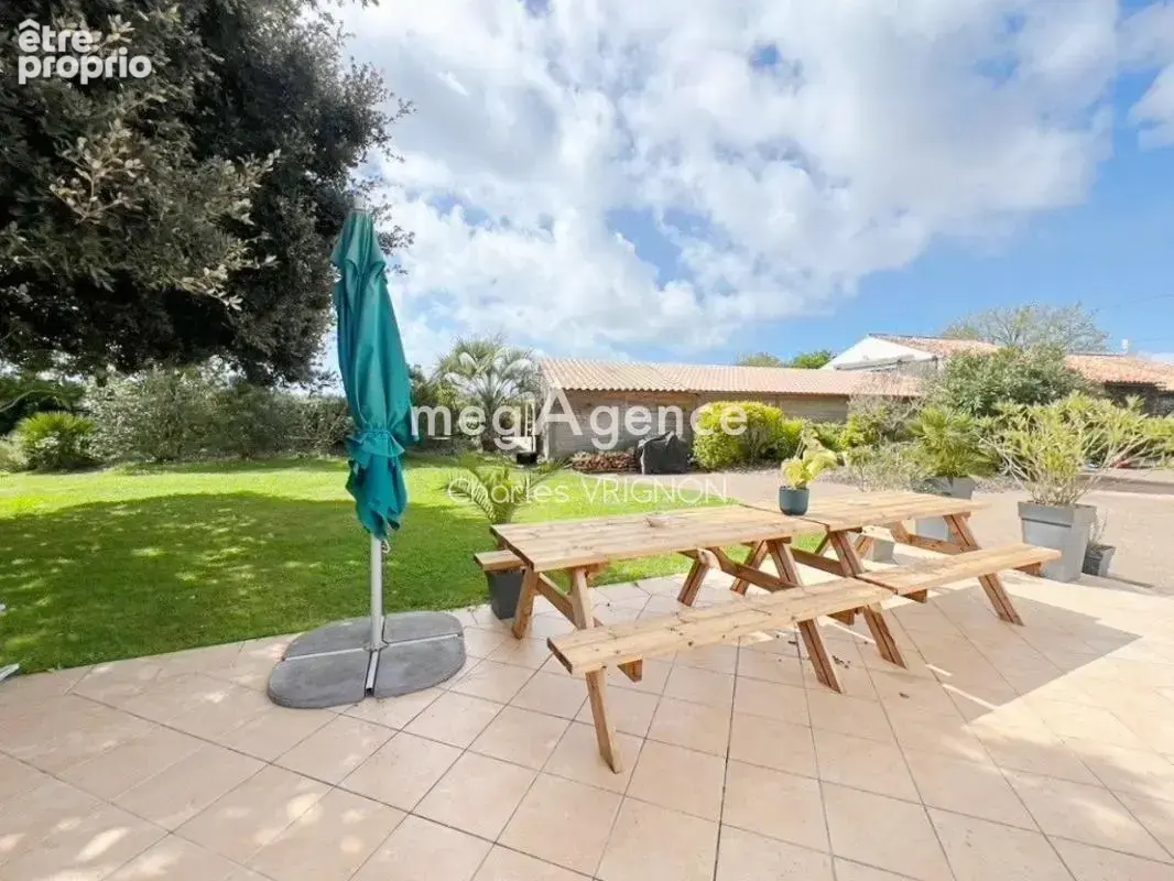 Magnifique ensemble immobilier. Opportunité unique aux Sables d'Olonne - photo 3