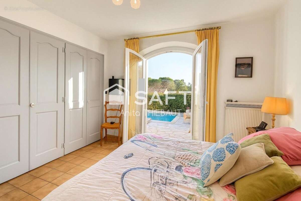 Photo 9 - Maison à FREJUS