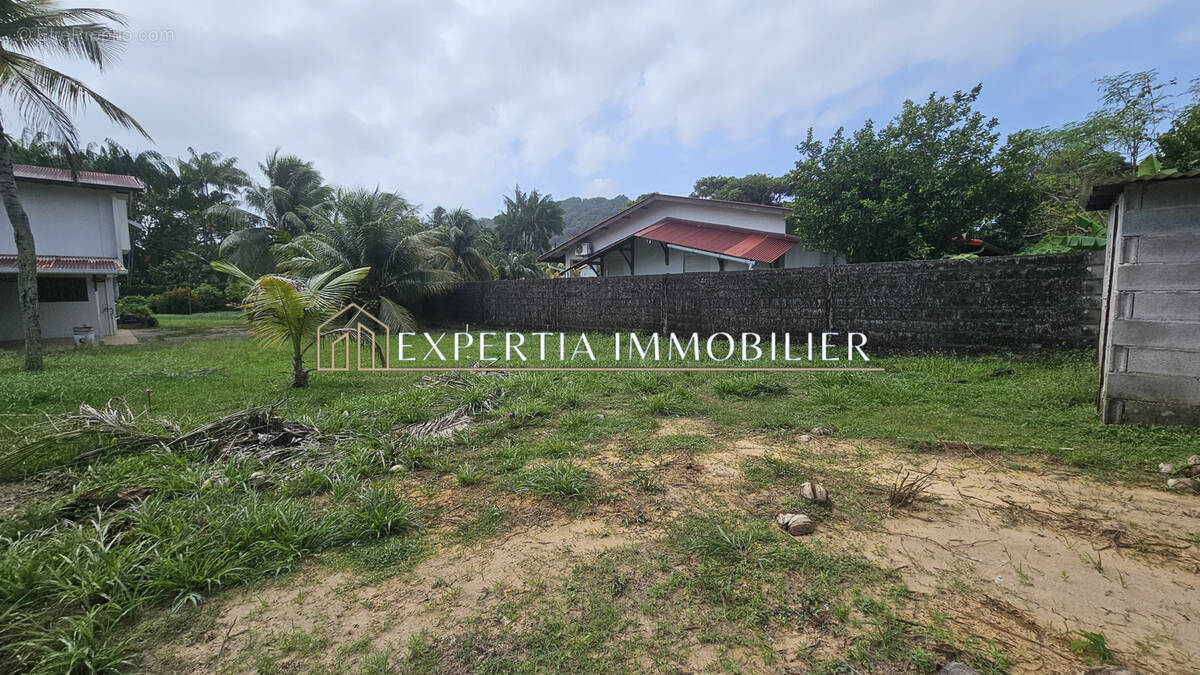 Maison à REMIRE-MONTJOLY