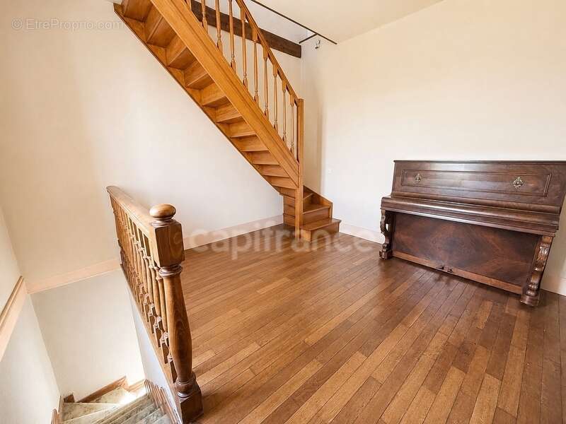 Immeuble à vendre LE CREUSOT (71) - photo 12