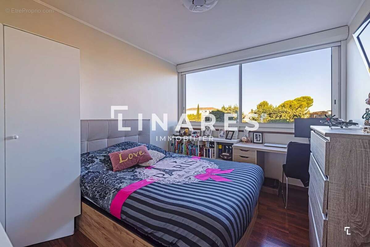 Appartement à MARSEILLE-9E