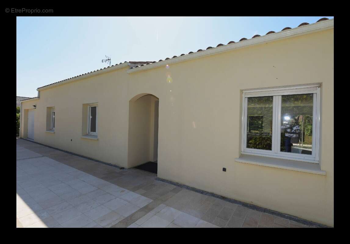 Maison à LE GUE-D&#039;ALLERE