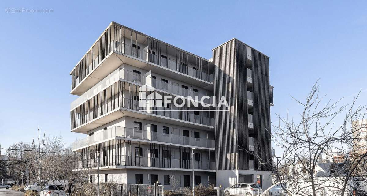 Appartement à MONS-EN-BAROEUL