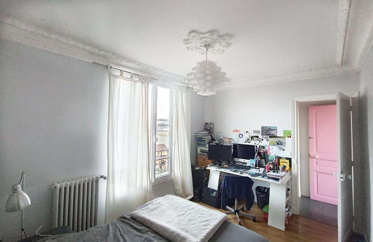 Maison à LE PERREUX-SUR-MARNE