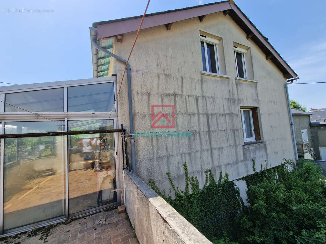 Maison à LACAUNE