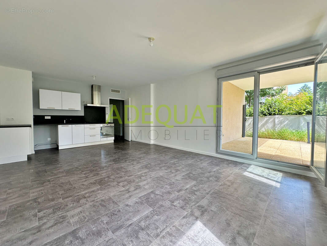 Appartement à BOURGOIN-JALLIEU