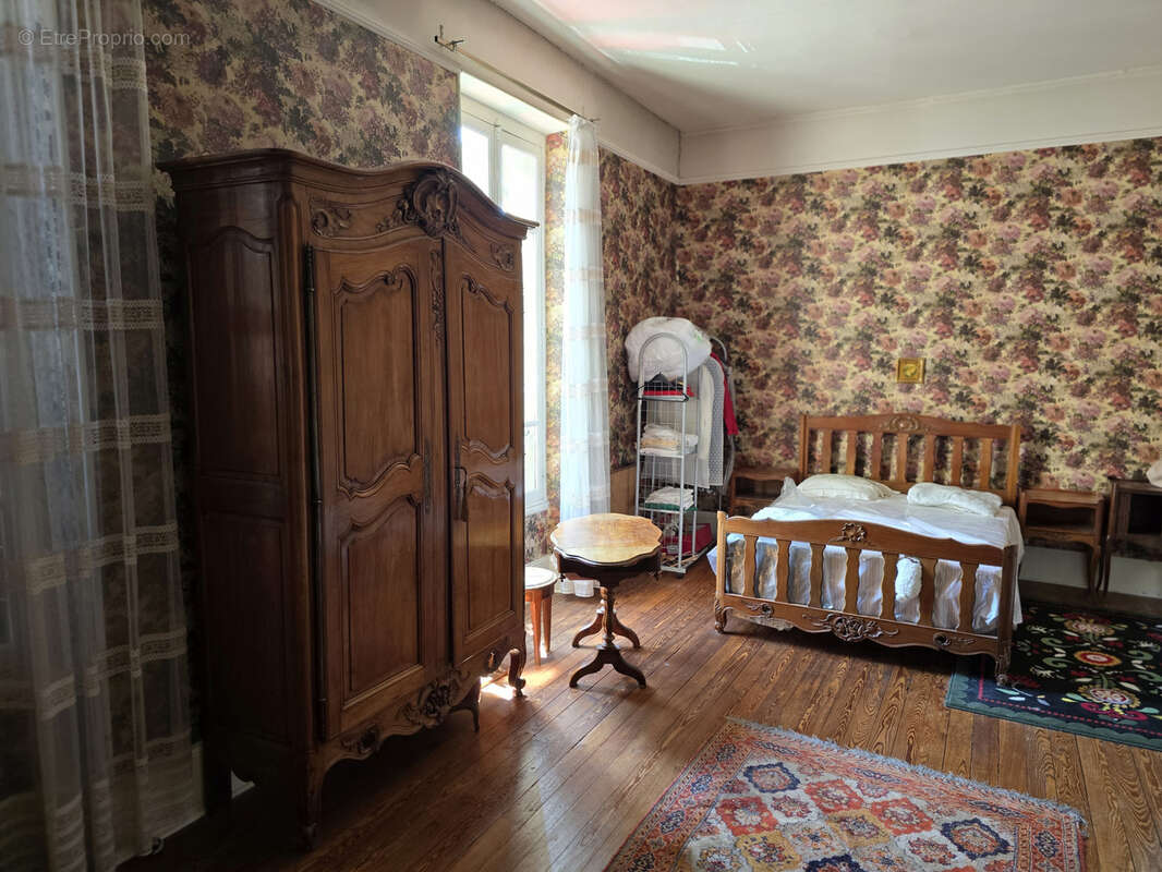 Maison à ROMANS-SUR-ISERE