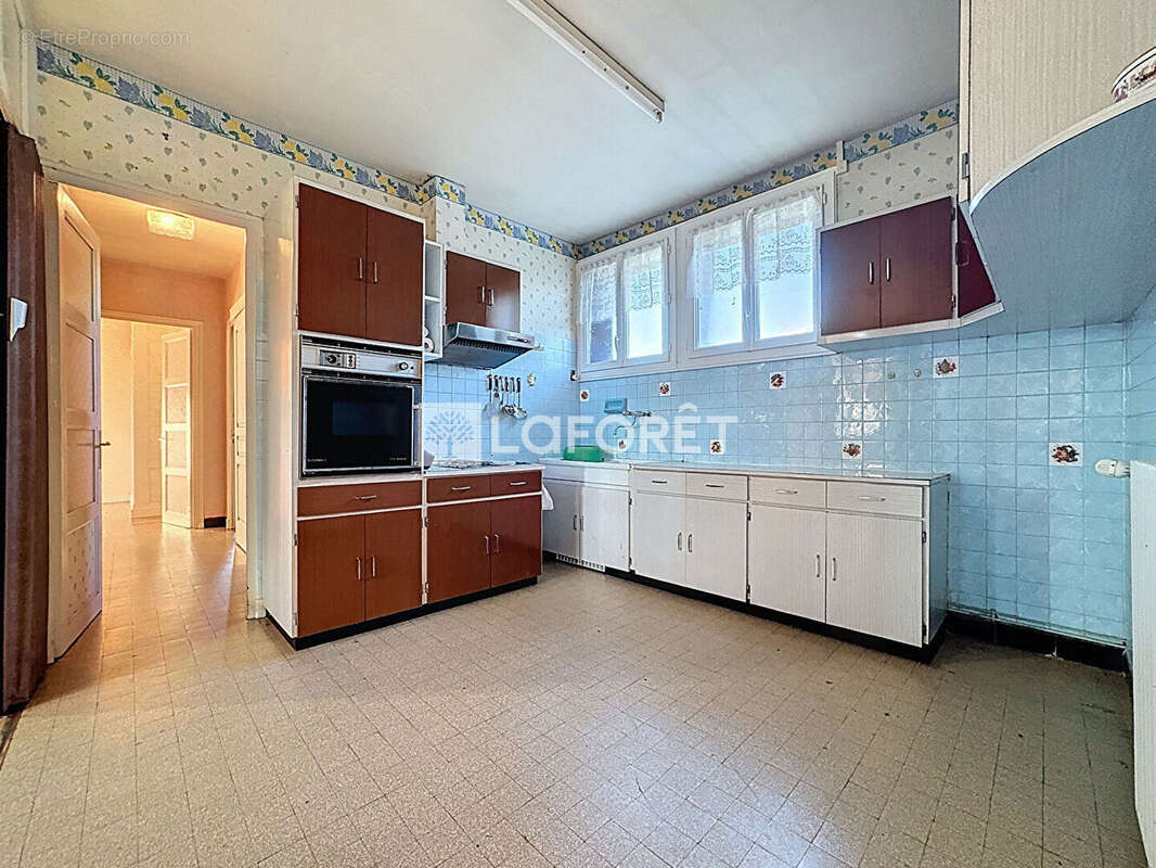 Maison à JASSANS-RIOTTIER