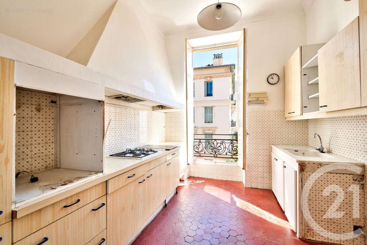 Appartement 92 m² à Nice  - photo 7