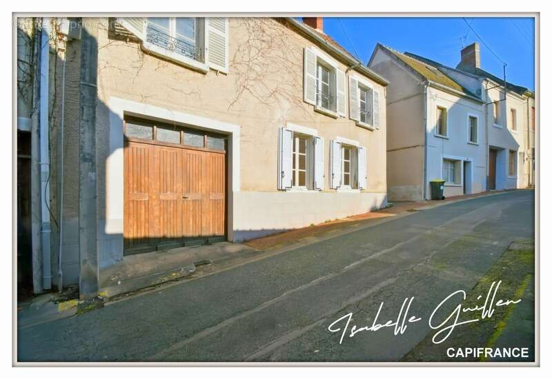 Maison à LE CHATELET