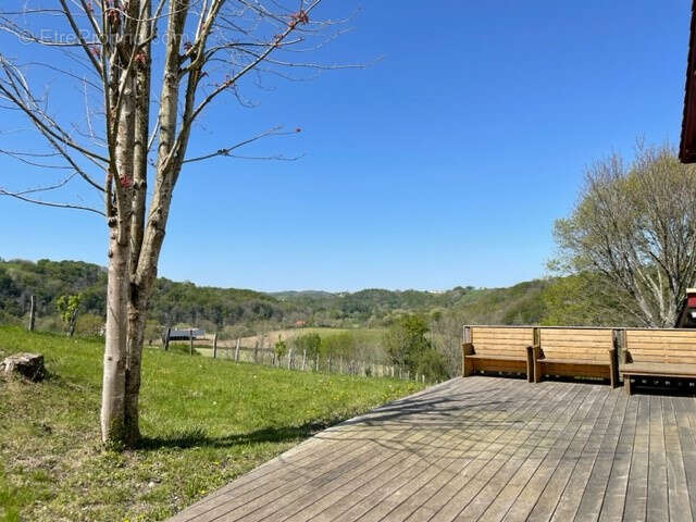 Jolie ferme à l'intérieur des terres - photo 13