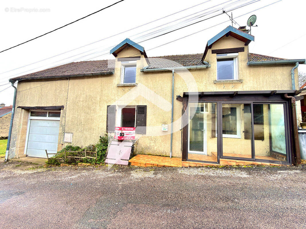 Maison à MARNAY-SUR-MARNE