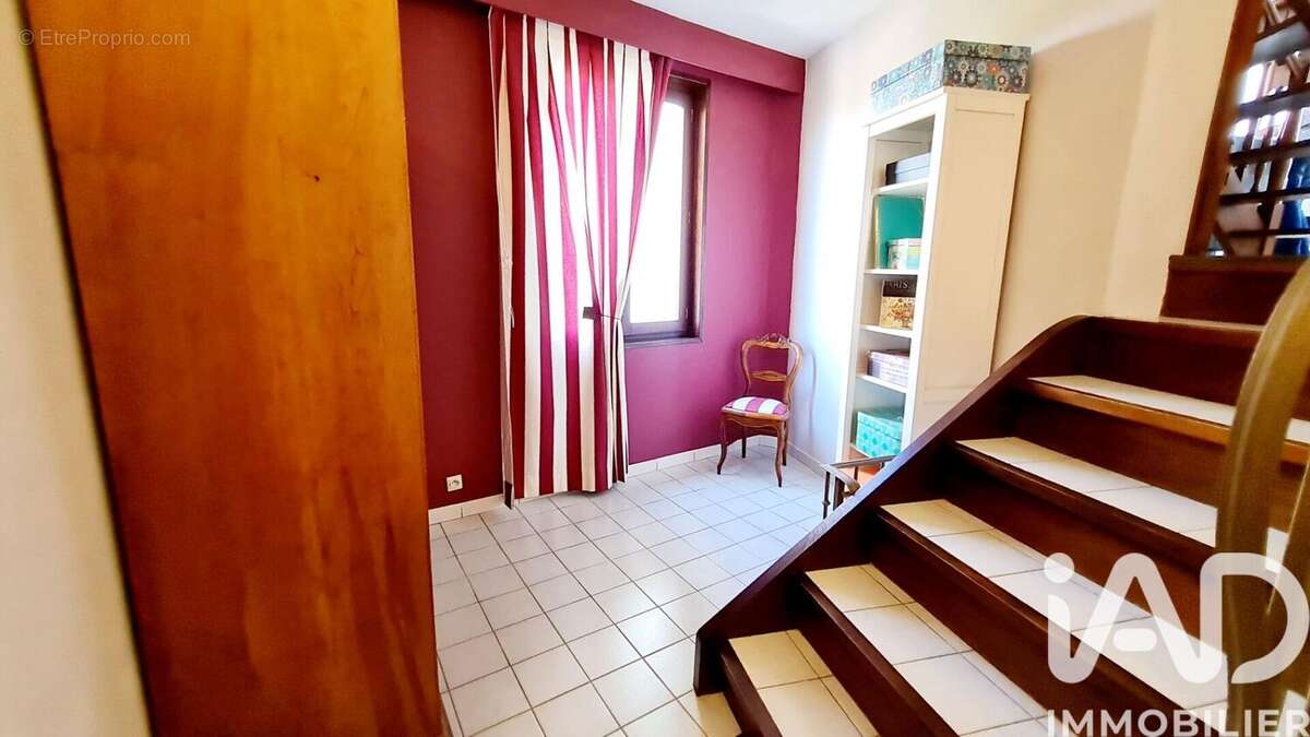 Photo 9 - Maison à SAINT-ETIENNE