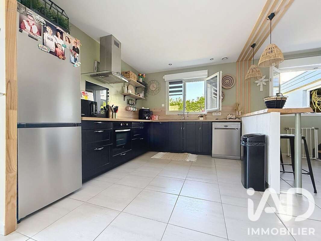 Maison 140 m² à Saint-Maurice-D'etelan  - photo 4