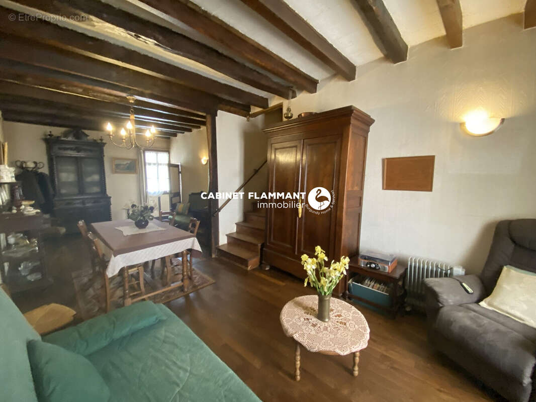 Maison à HAUTEROCHE