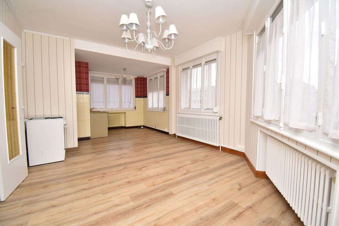 Maison 155 m² à Caudry  - photo 2