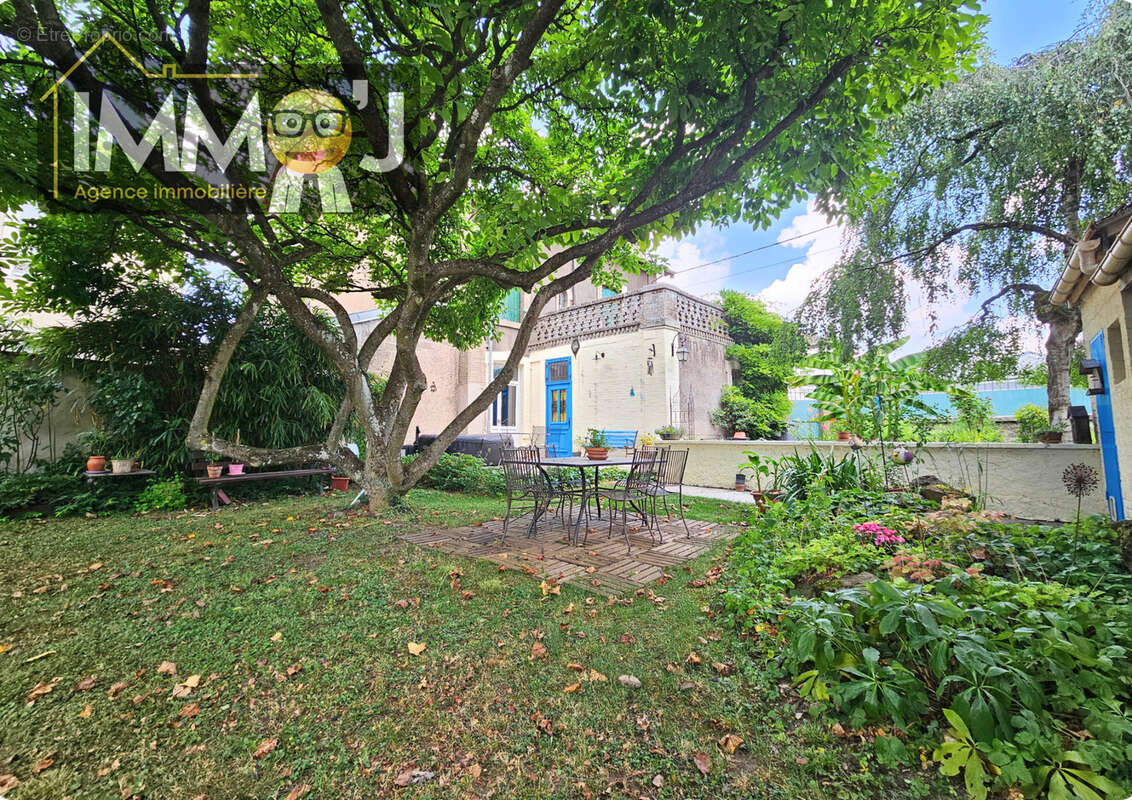 Maison à NEUVES-MAISONS