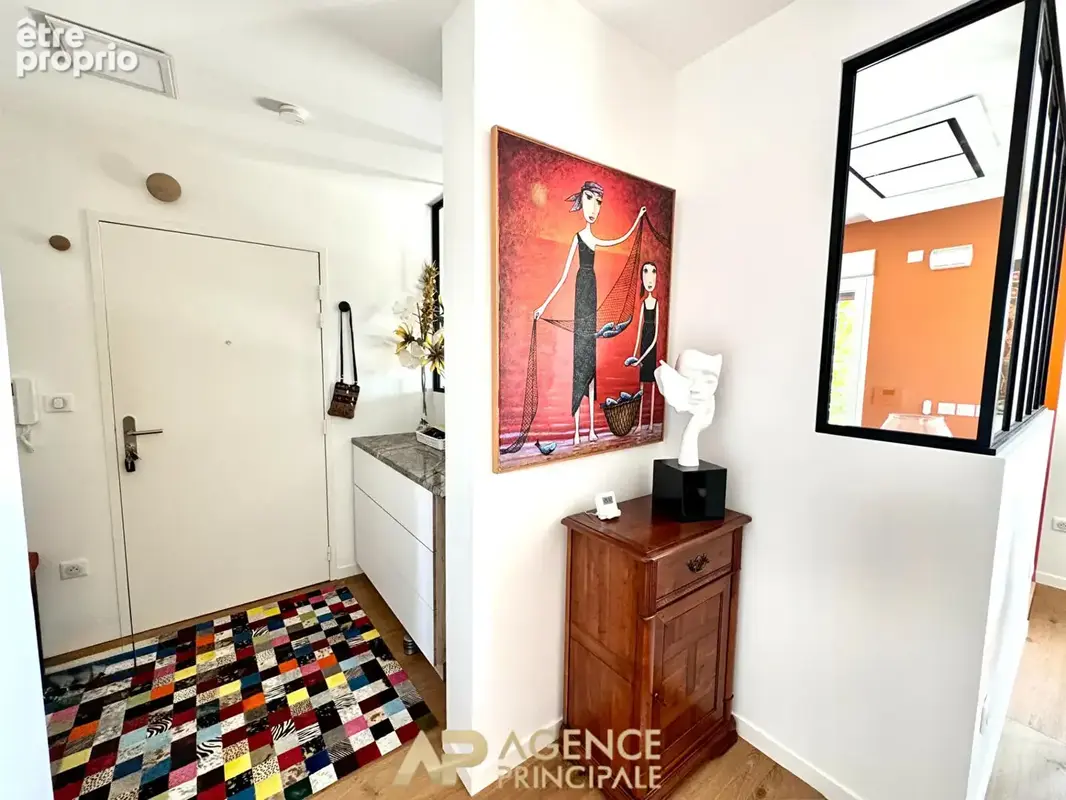 Appartement Type 3 bis - 110m2 - Dernier étage avec terrasse - Box et parking - La Genette - photo 9