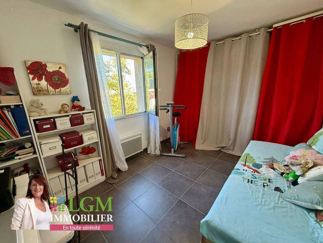 Maison à CHATEAUNEUF-LES-MARTIGUES