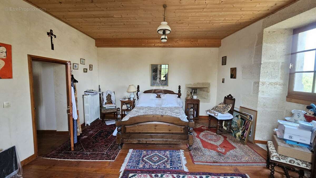 Maison à SAINT-ANDRE-DE-CUBZAC