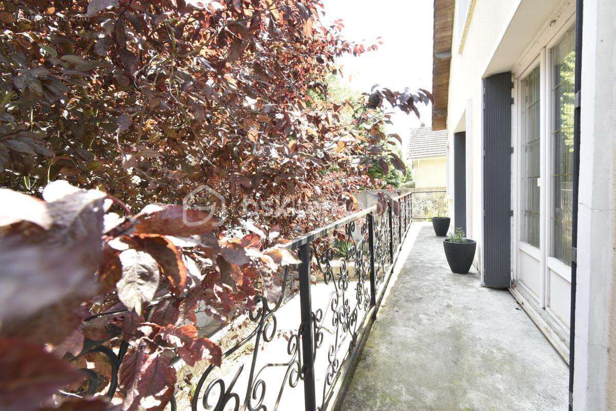 Maison familiale d'environ 135 m² – 4 chambres – Sous-sol total – Jardin clos – Étréchy - photo 20