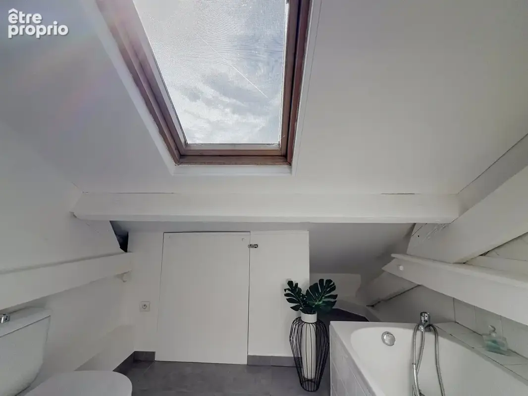 Appartement duplex - Dernier étage - 3 chambres - RER E - photo 12