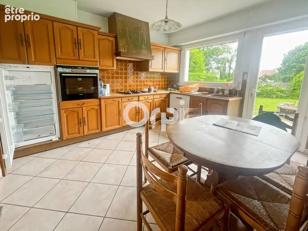  Pavillon sur sous-sol complet – 5 chambres (Plain-pied possible) – Tout à pied à Marquise (62250) - photo 4
