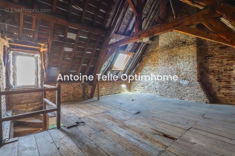 Le Cateau 59360 - Opportunité d'investissement - Maison de deux chambres avec cour intérieure - photo 11