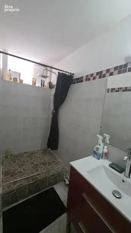 A VENDREc: Appartement T4  68m² Fort de France (97200) - photo 6