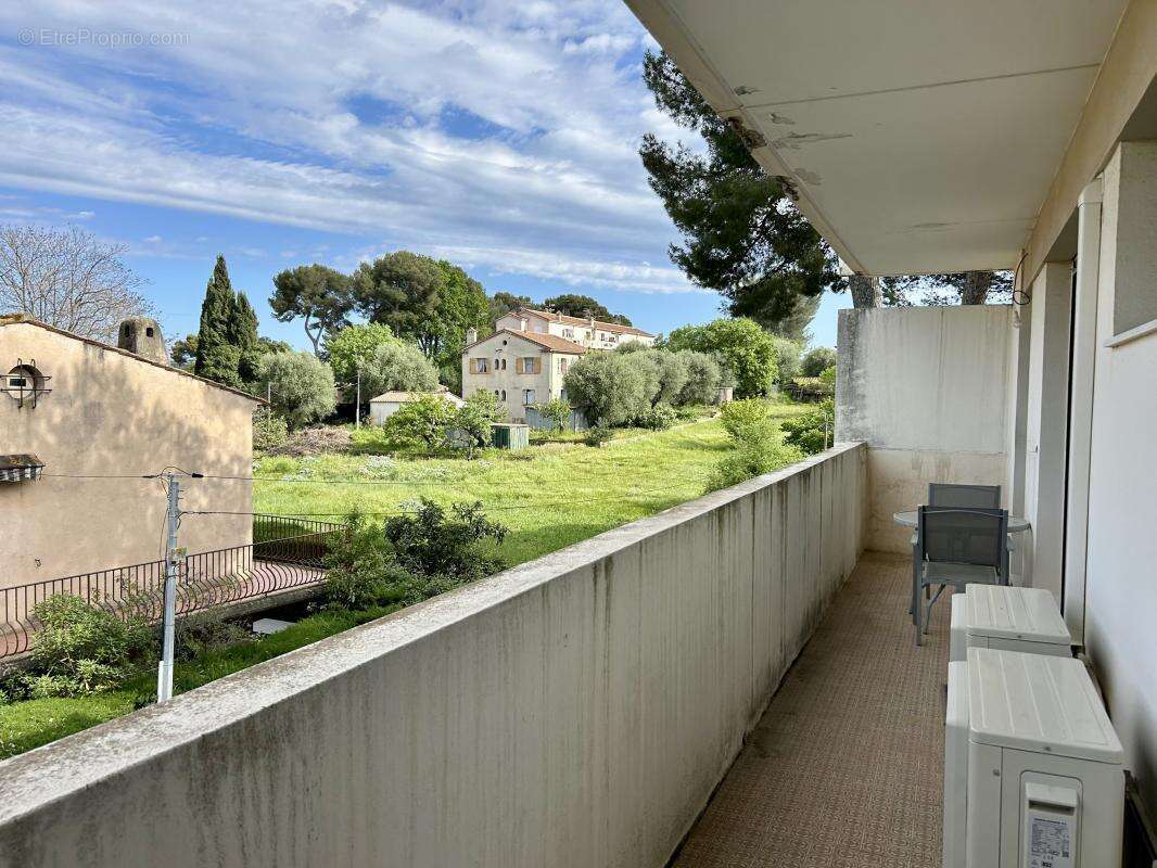 Appartement à LE CANNET