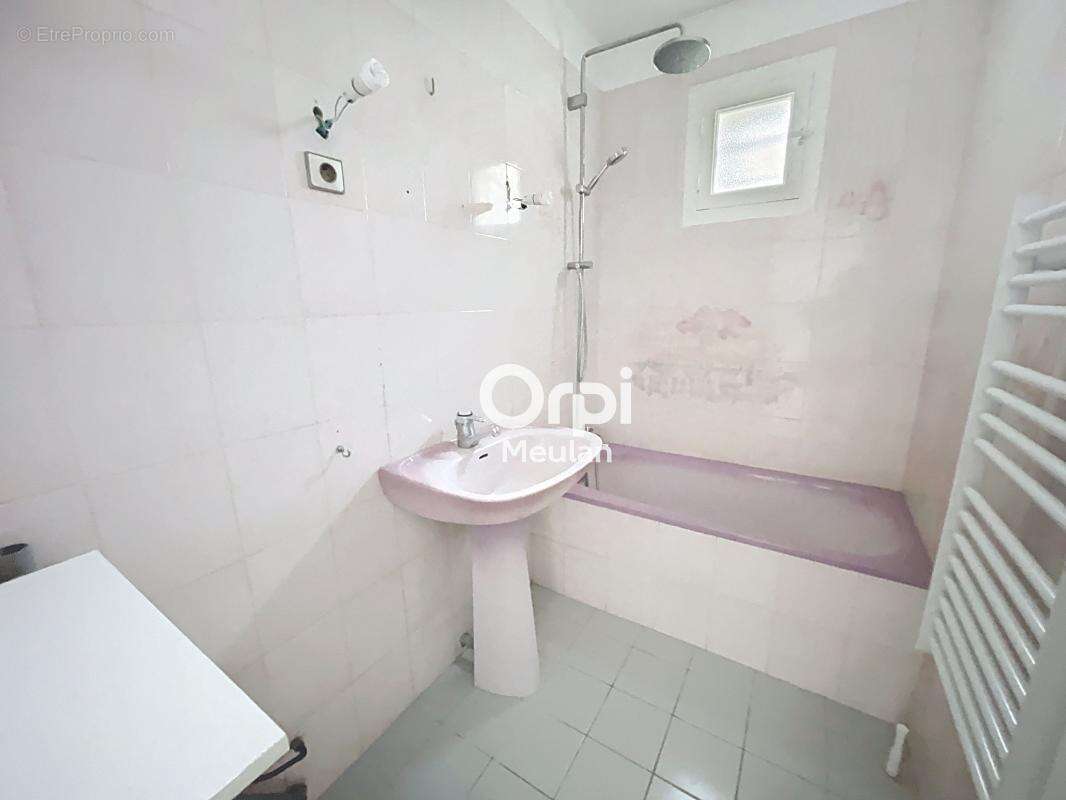 Maison à LES MUREAUX