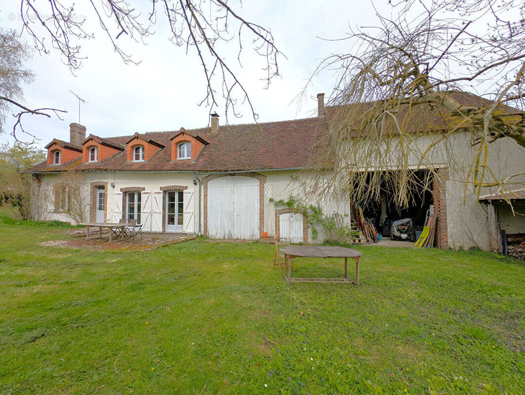 Maison à MERRY-LA-VALLEE