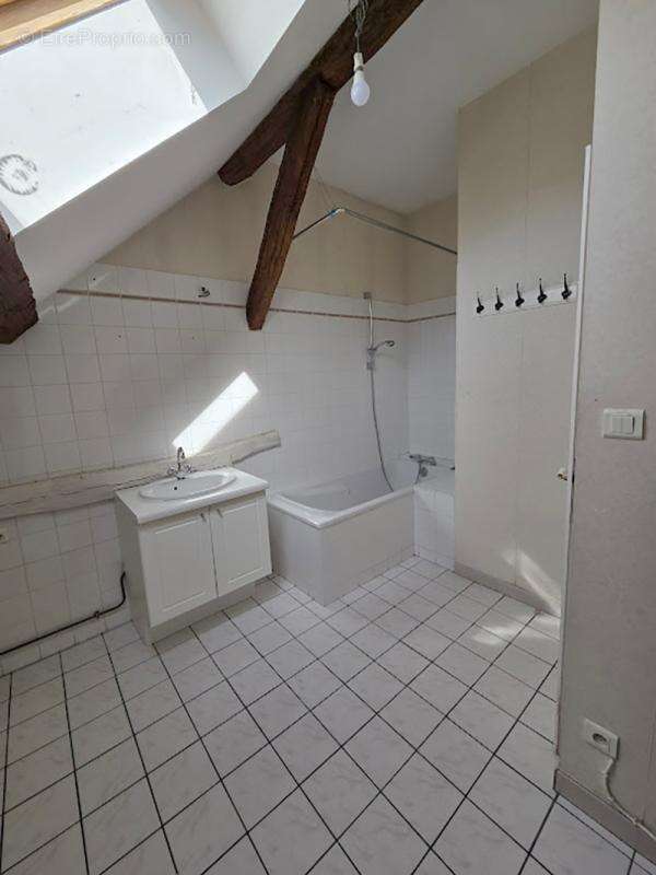 Maison ancienne de  4 pièces 92.11 m2 avec jardin clos - photo 10