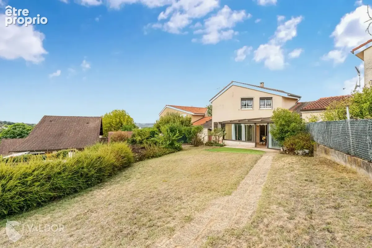 Maison à JASSANS-RIOTTIER