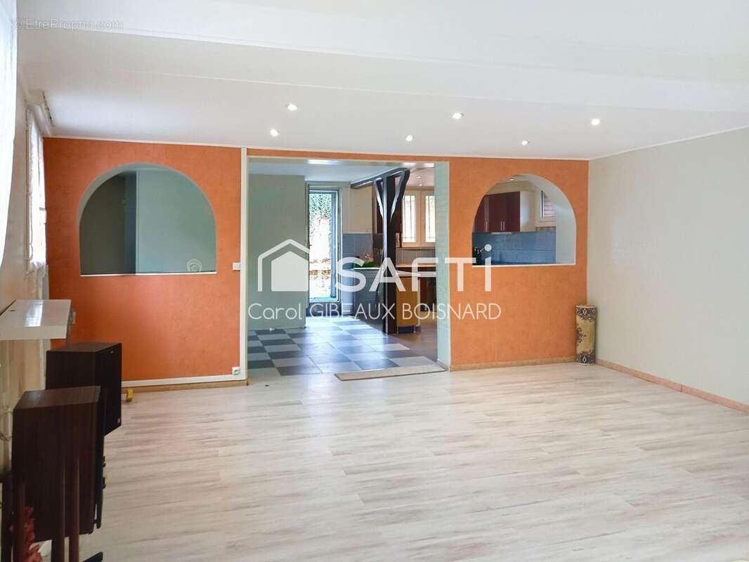 Photo 2 - Maison à LA BAZOCHE-GOUET