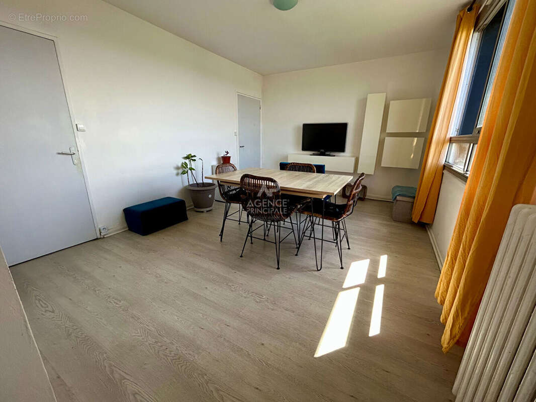 Appartement Poissy 2 pièce(s) 42 m2 - photo 3
