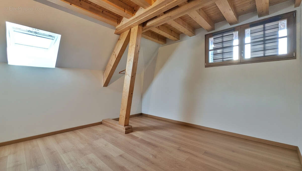 Appartement à SEYNOD