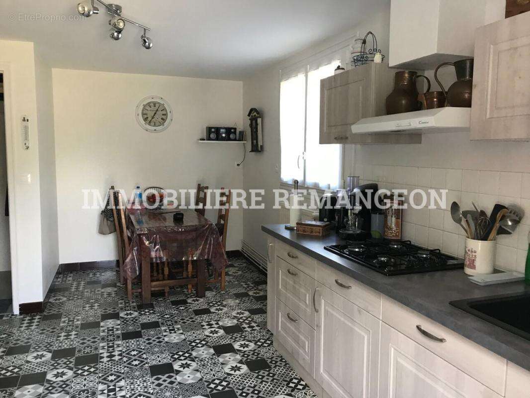 Maison à LA MAROLLE-EN-SOLOGNE