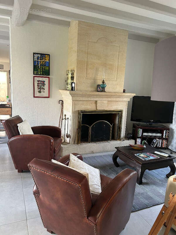 Maison à CUBZAC-LES-PONTS