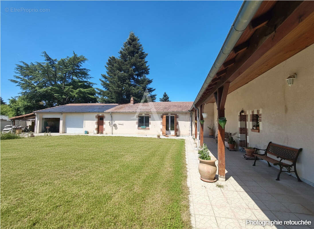 Maison à MONTHOU-SUR-BIEVRE