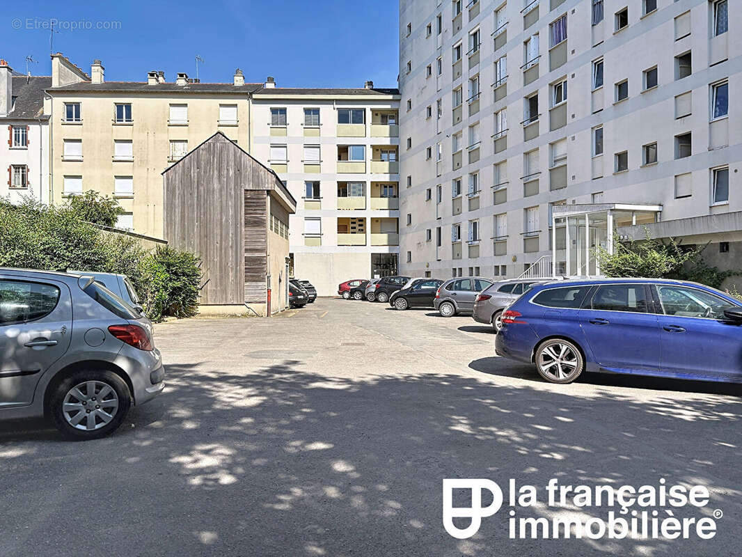 Appartement Rennes - Mail François Mitterrand - 2 pièces - 37.19 m² - Cave - Cellier - Parking - photo 10