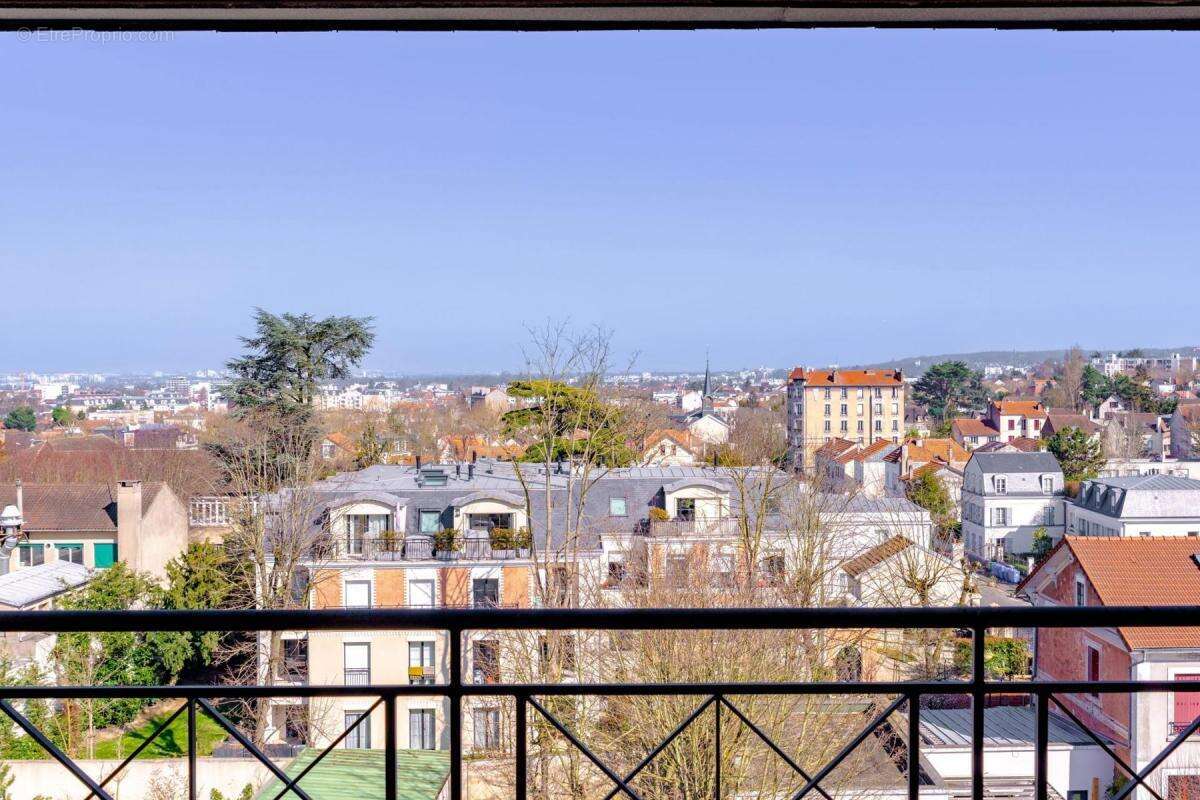 Appartement à LE RAINCY