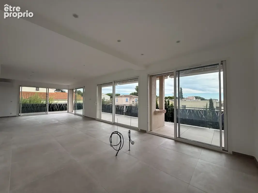 Bandol - plage du capelan - duplex d’exception neuf 155 m2 - terrasse 130 m2 - jardin 300 m2 - 3 parkings - photo 8